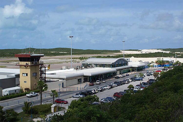Howard Hamilton aiport